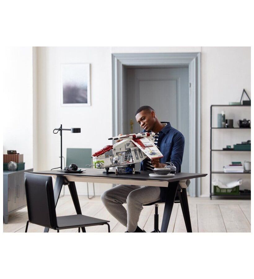 Конструктор LEGO 75309 Star Wars Republic Gunship - фото 5