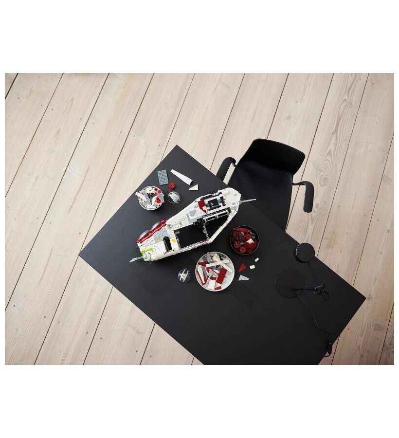 Конструктор LEGO 75309 Star Wars Republic Gunship - фото 6