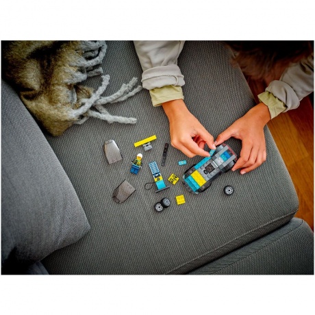 LEGO City Электрический спорткар 60383 - фото 7