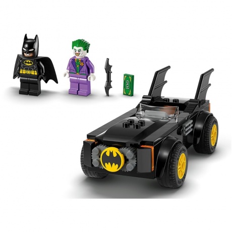 LEGO Super Heroes Погоня на Бэтмобиле: Бэтмен против Джокера 76264 - фото 4