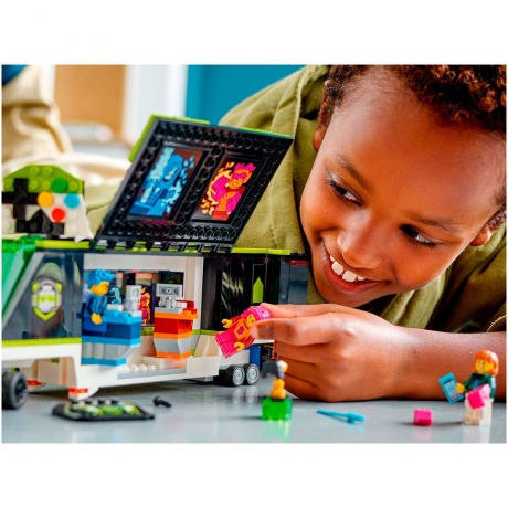 LEGO City Игровой турнирный грузовик 60388 - фото 9