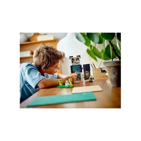 Конструктор Lego Minecraft Дом Панды (21245) - фото 9