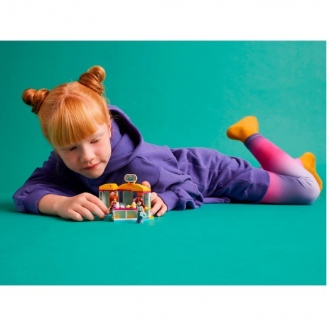 Конструктор LEGO Крошечный магазин аксессуаров (42608) - фото 7