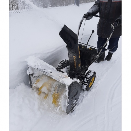 Снегоуборщик бензиновый Champion ST656 - фото 2