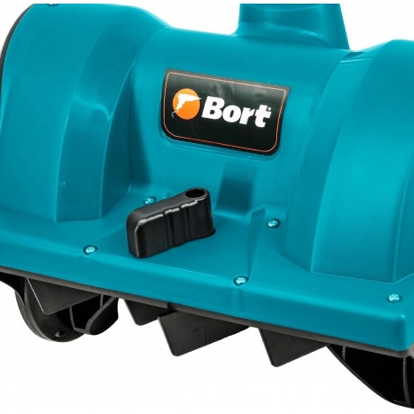 Снегоуборщик аккумуляторный BORT BSF-31 (АКБ 4Ач + ЗУ)