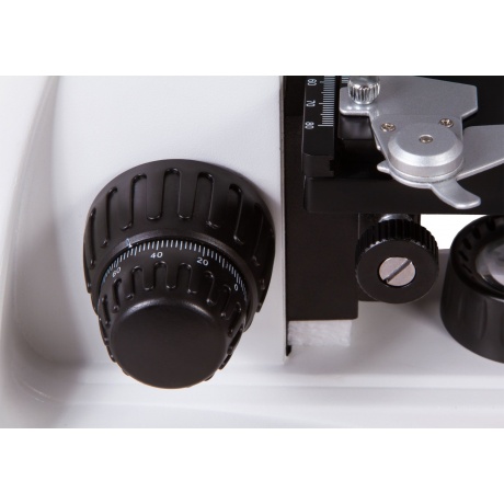 Микроскоп цифровой Levenhuk MED D10T LCD, тринокулярный - фото 7