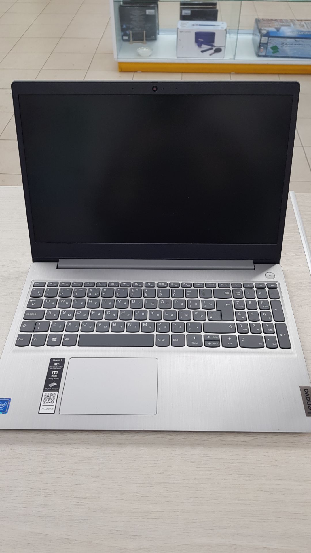 Ноутбук Lenovo IdeaPad 3 15IGL05 (81WQ0024AK) хорошее состояние - фото 2