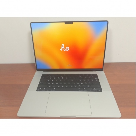 Ноутбук Apple MacBook Pro Silver (MNWC3LL/A) отличное состояние - фото 2