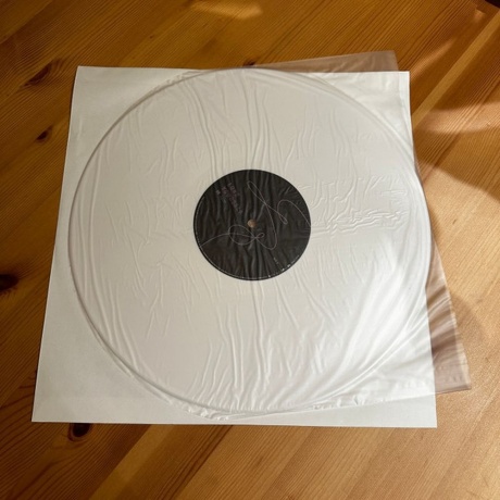 BTS - Love Yourself (coloured) (8809848753213) виниловая пластинка - фото 8