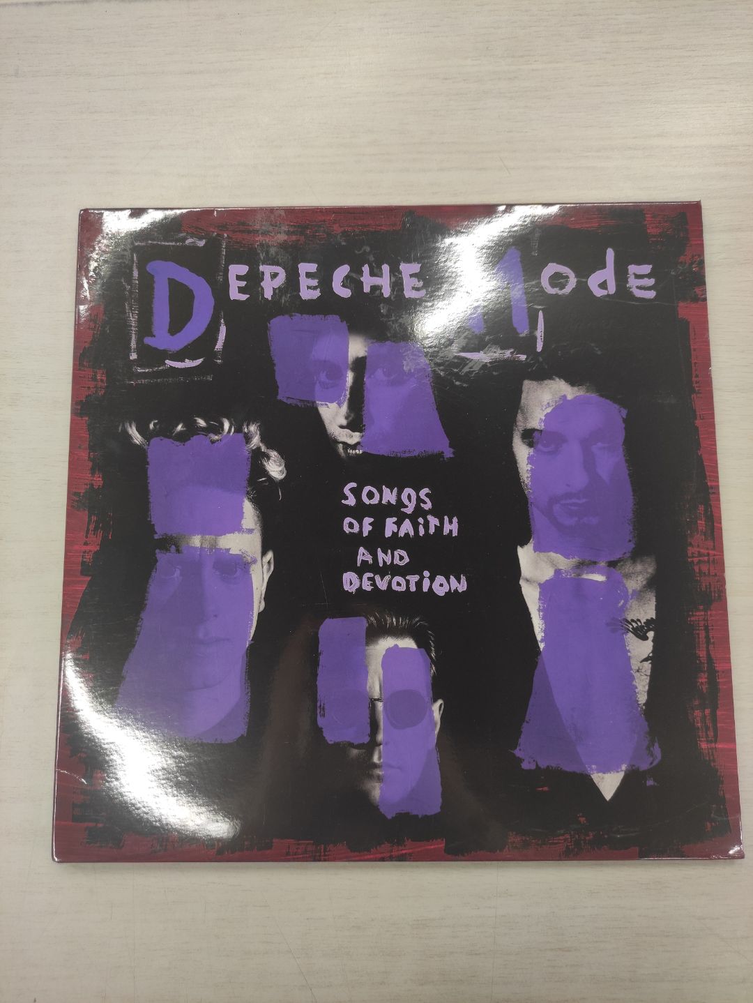 Виниловая пластинка Depeche Mode, Songs Of Faith and Devotion (0889853370412) отличное состояние - фото 2
