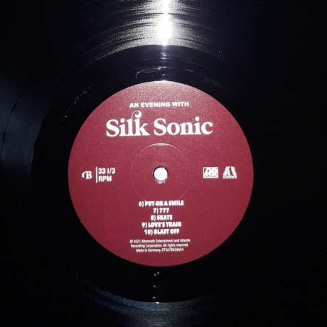 Silk Sonic (Bruno Mars &amp; Anderson.Paak) - An Evening With Silk Sonic (0075678626654) виниловая пластинка - фото 4