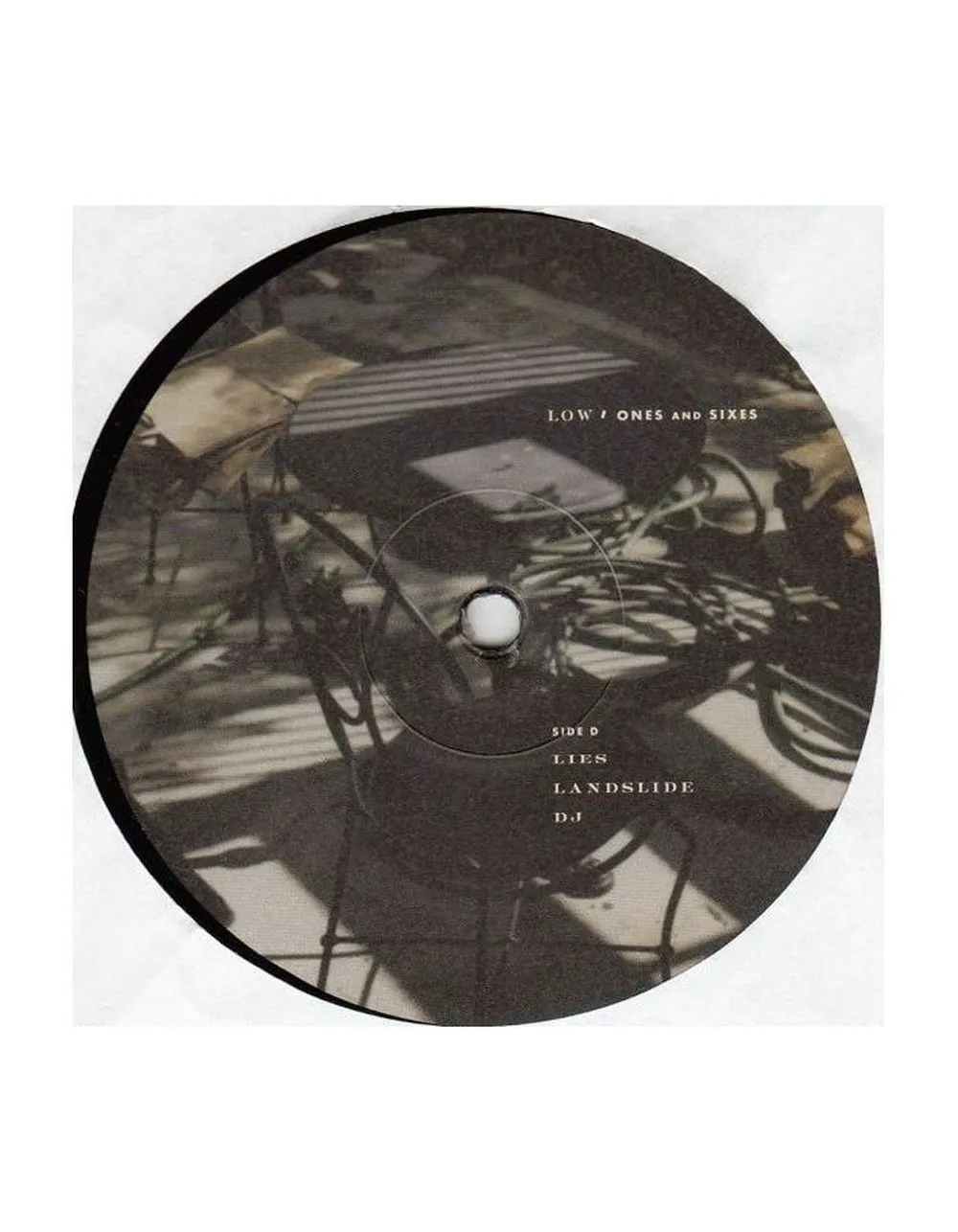 0098787114416, Виниловая пластинка Low, Ones And Sixes - фото 8