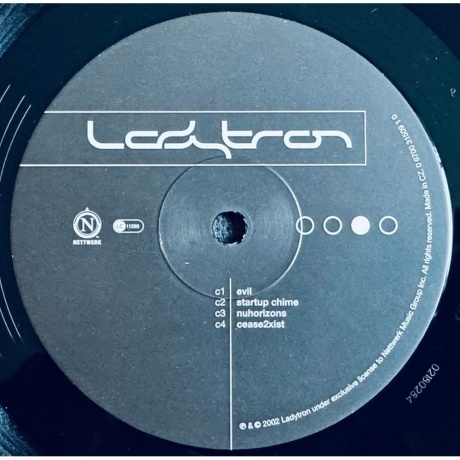 Ladytron - Light &amp; Magic (45 RPM) (0067003171816) виниловая пластинка - фото 5