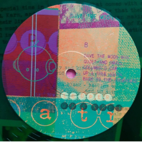 Looper - Up A Tree (coloured) (5400863154042) виниловая пластинка - фото 6