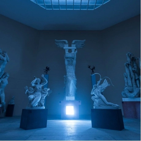 Perturbator - Age Of Aquarius (Transparent Blue) (4065629725914)...