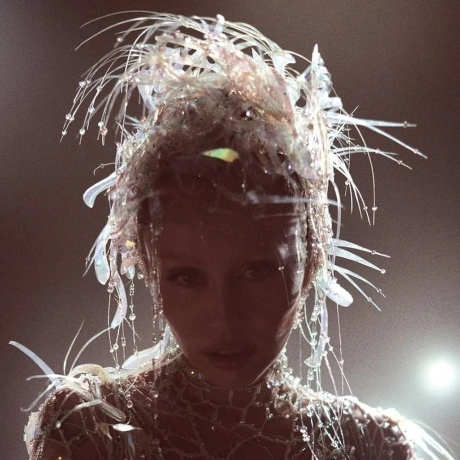 Miley Cyrus - Something Beautiful (Transparent Red) (19802924051...