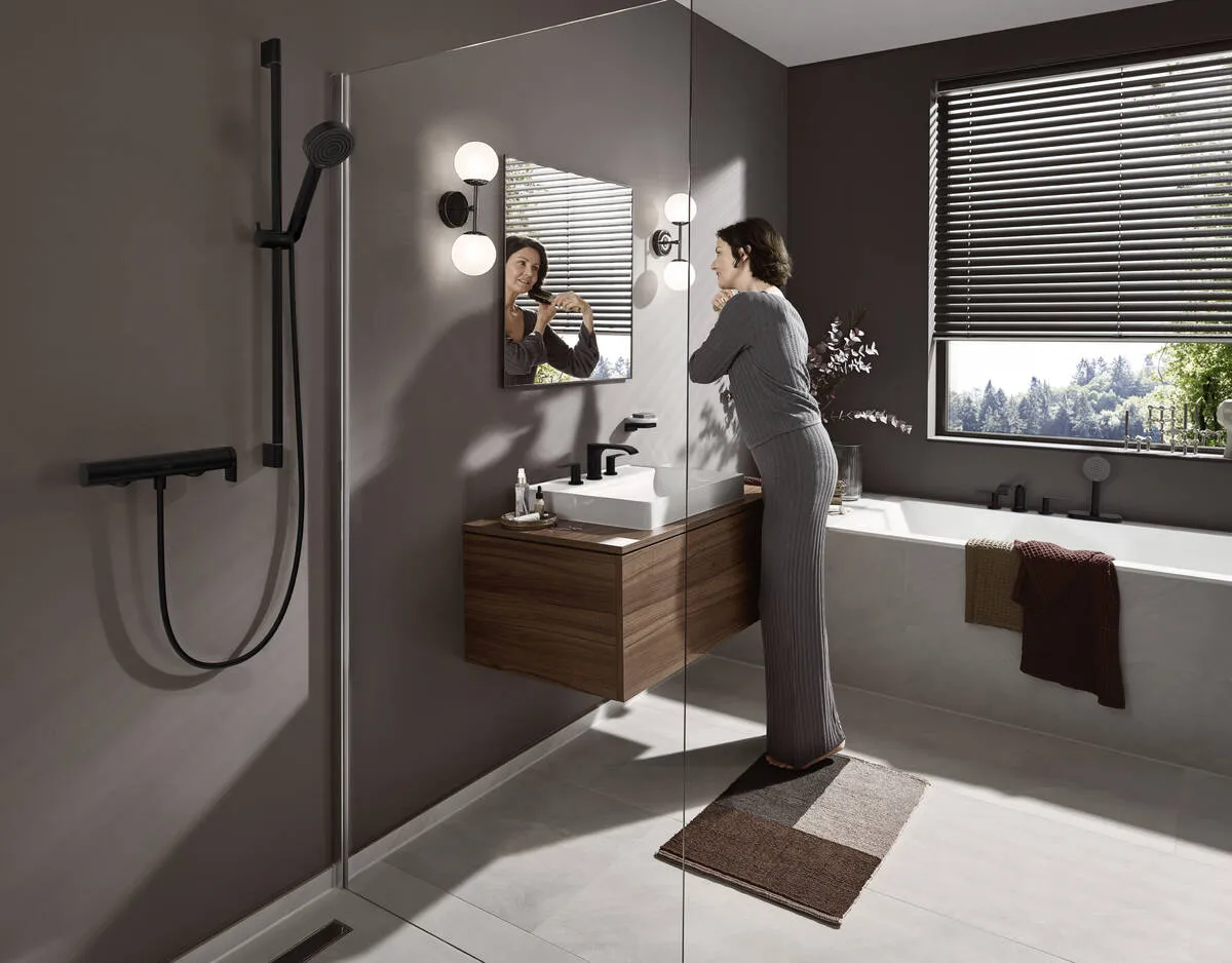 Смеситель Hansgrohe Vivenis для душа 75620670, матовый черный - фото 4