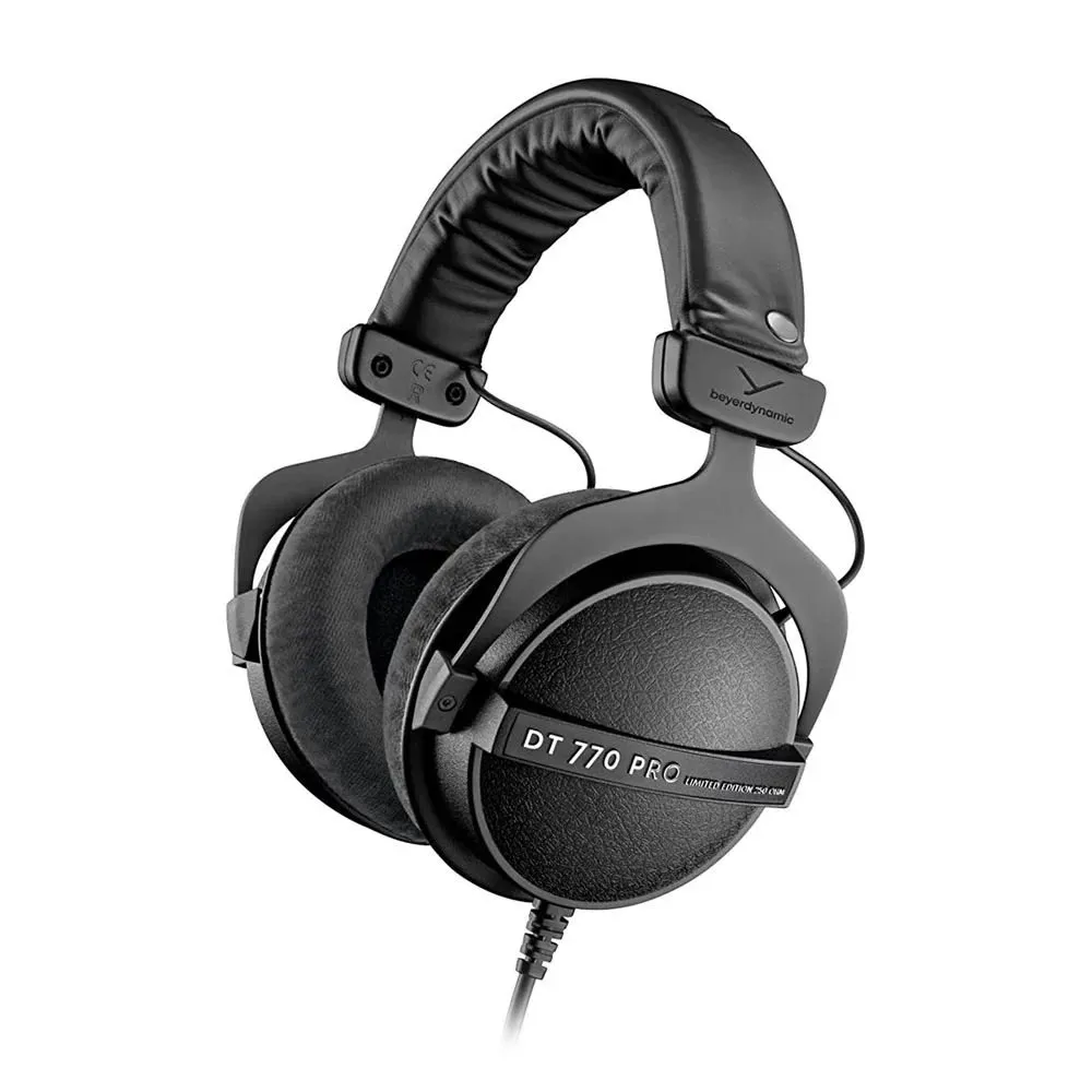 Наушники Beyerdynamic DT 770 PRO BLACK EDITION 250 OHMS - фото 1