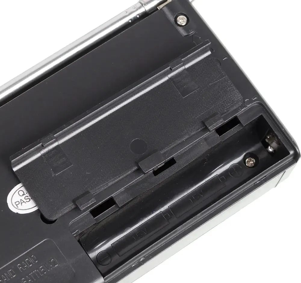 Радиоприемник портативный Hyundai H-PSR130 черный - фото 3