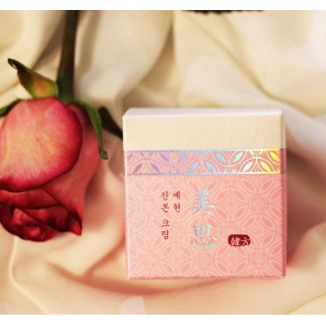 Омолаживающий питательный крем для лица Missha Yei Hyun Cream 50 мл - фото 4