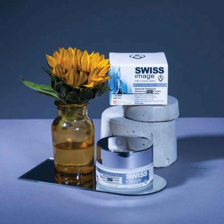 Осветляющий ночной крем выравнивающий тон кожи Swiss Image 50 мл - фото 7