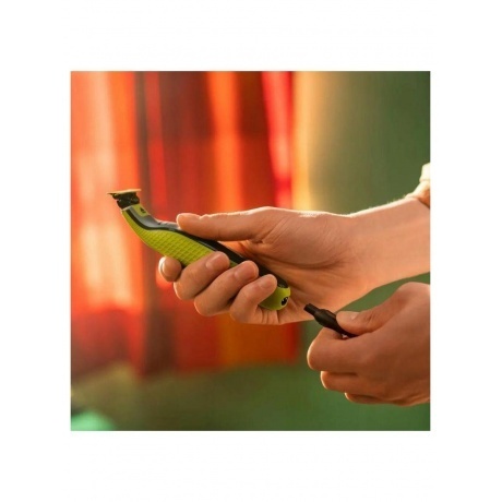 Триммер Philips OneBlade QP2734/31 - фото 14