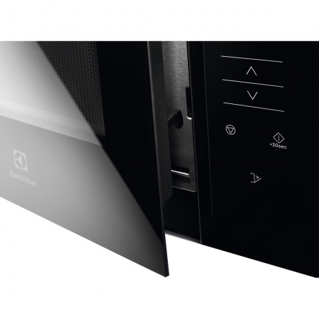 Микроволновая печь Electrolux KMFE172TEX 17л. 800Вт черная - фото 3