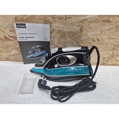Утюг Hyundai H-SI01336 2800Вт черный/голубой отличное состояние - фото 2