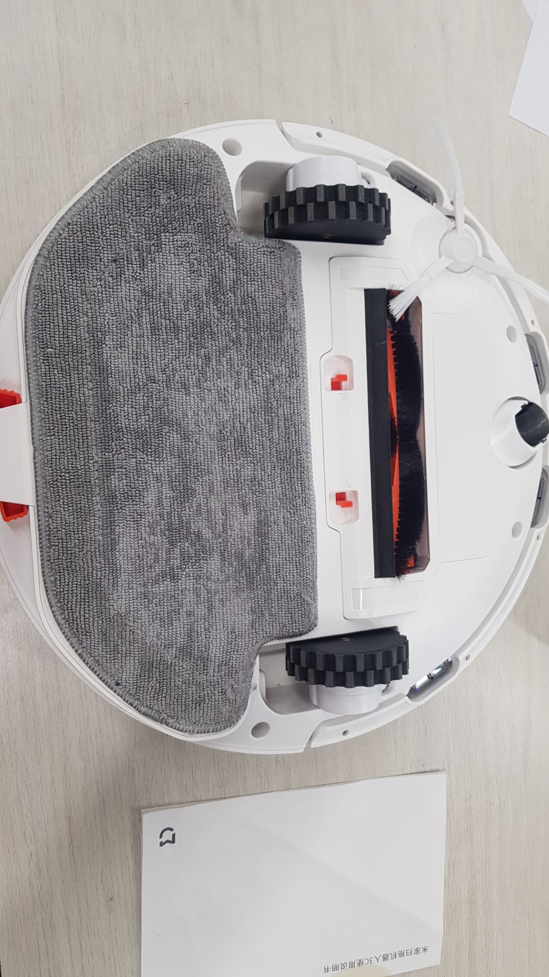 Робот-пылесос Mijia Sweeping Vacuum Cleaner 3C CN хорошее состояние - фото 3