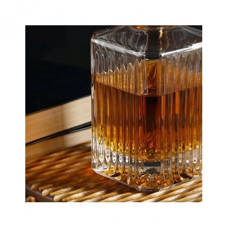 Штоф для крепких напитков GLASSERIE SPIRIT OF LION 850мл - фото 6