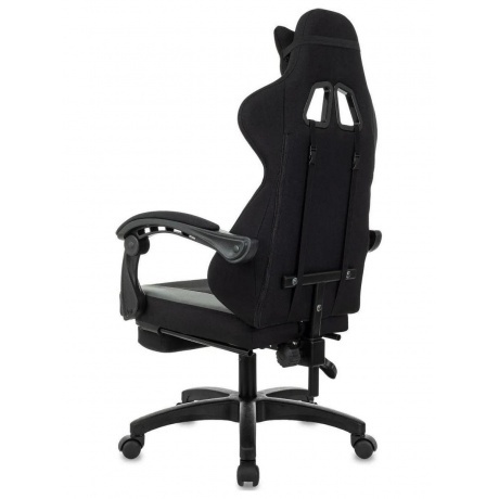 

Кресло игровое Zombie Weaver черный/серый с подголов. крестов. пластик подст.для ног пластик черный