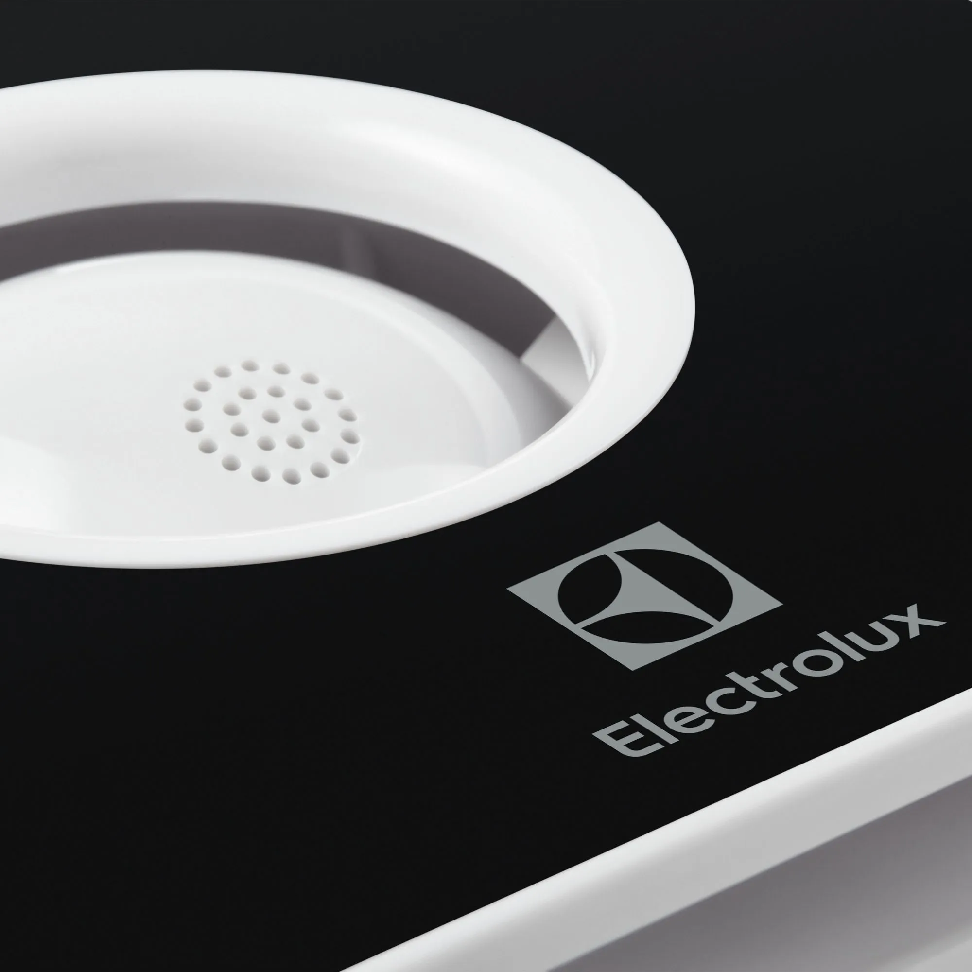 Вытяжной вентилятор Electrolux Rainbow EAFR-100 Dark - фото 5