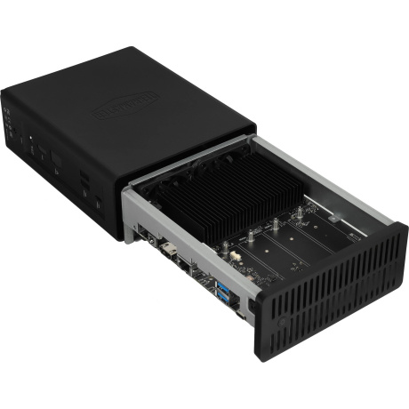 Система хранения данных TerraMaster F8 SSD Plus - фото 4