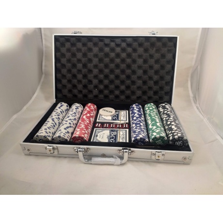 Набор &quot;Покер&quot; в алюм. кейсе (300 фишек 11,5 гр, 2 колоды) с номиналом арт.1898. уцененный (гарантия 14 дней) - фото 4