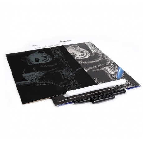 Гравюра классика "Озорная панда" большая с эффектом серебра - фото 5