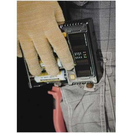 Зарядное устройство Armytek Uni C4 4 канальное - фото 6