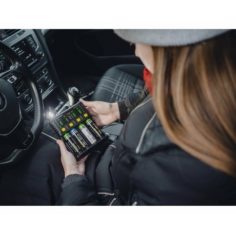 Зарядное устройство Armytek Uni C4 4 канальное - фото 9