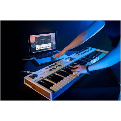 MIDI-клавиатура ARTURIA KeyLab Essential 61 - фото 3