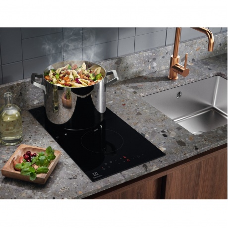 Электрическая варочная панель Electrolux LHR3233CK Black (2 конфорки) - фото 3