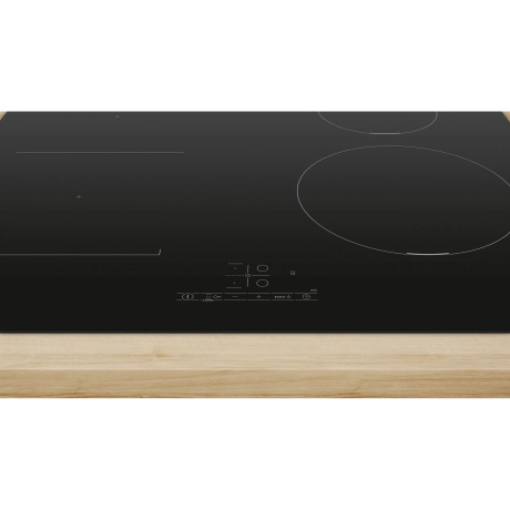 Индукционная варочная панель Bosch PWP611BB5E черная - фото 3