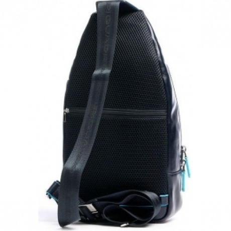 Рюкзак слинг Piquadro Blue Square синий, натур.кожа, 37x20x10 см CA4827B2/BLU2 - фото 3