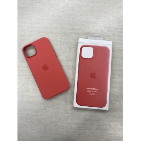 Чехол оригинальный Apple для Iphone 15 Plus Silicone Case - Guava отличное состояние; - фото 2