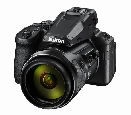 Цифровой фотоаппарат Nikon CoolPix P950 черный