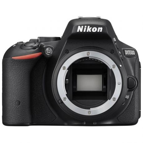 Фотоаппарат зеркальный Nikon D5500 Body - фото 1