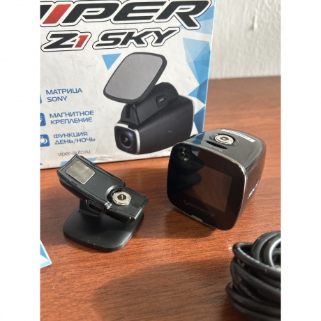 Видеорегистратор Viper Z1 SKY хорошее состояние - фото 2