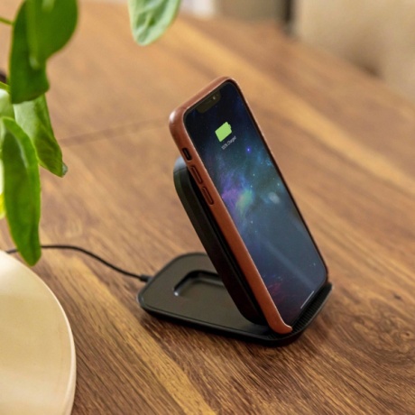 Беспроводная зарядка Mophie Universal Wireless-adjustable charging stand Black - фото 3