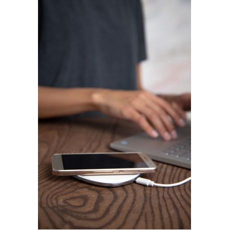 Сетевое зарядное устройство Accesstyle Ultramarine 10W - фото 7