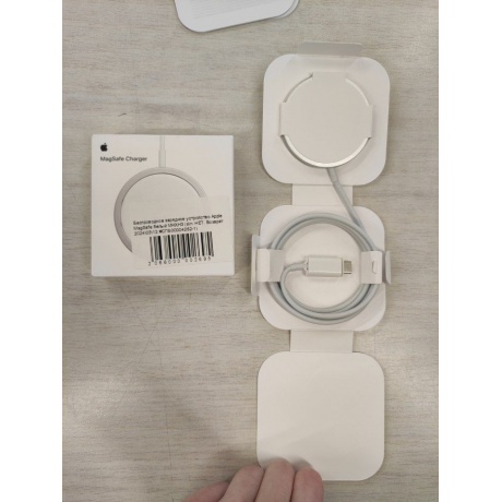 Беспроводное зарядное устройство Apple MagSafe белый MHXH3 отличное состояние - фото 2