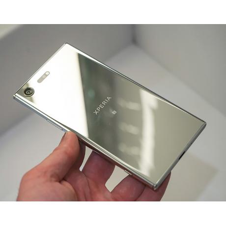 Смартфон Sony Xperia XZ Premium DS G8142 Luminous Chrome - фото 6