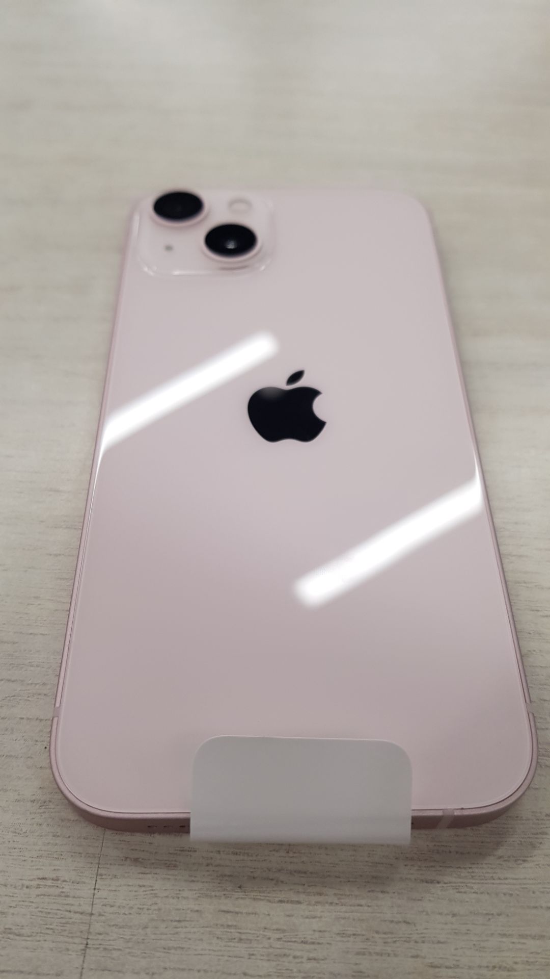 Смартфон Apple iPhone 13 128Gb (MLDW3CH/A) Pink отличное состояние – купить  в Уфе | интернет-магазин KotoFoto.ru